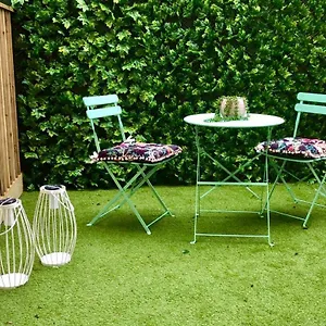 https://gorgeous-new-1-bed-town-centreparkinggarden.tophotelsbath.com