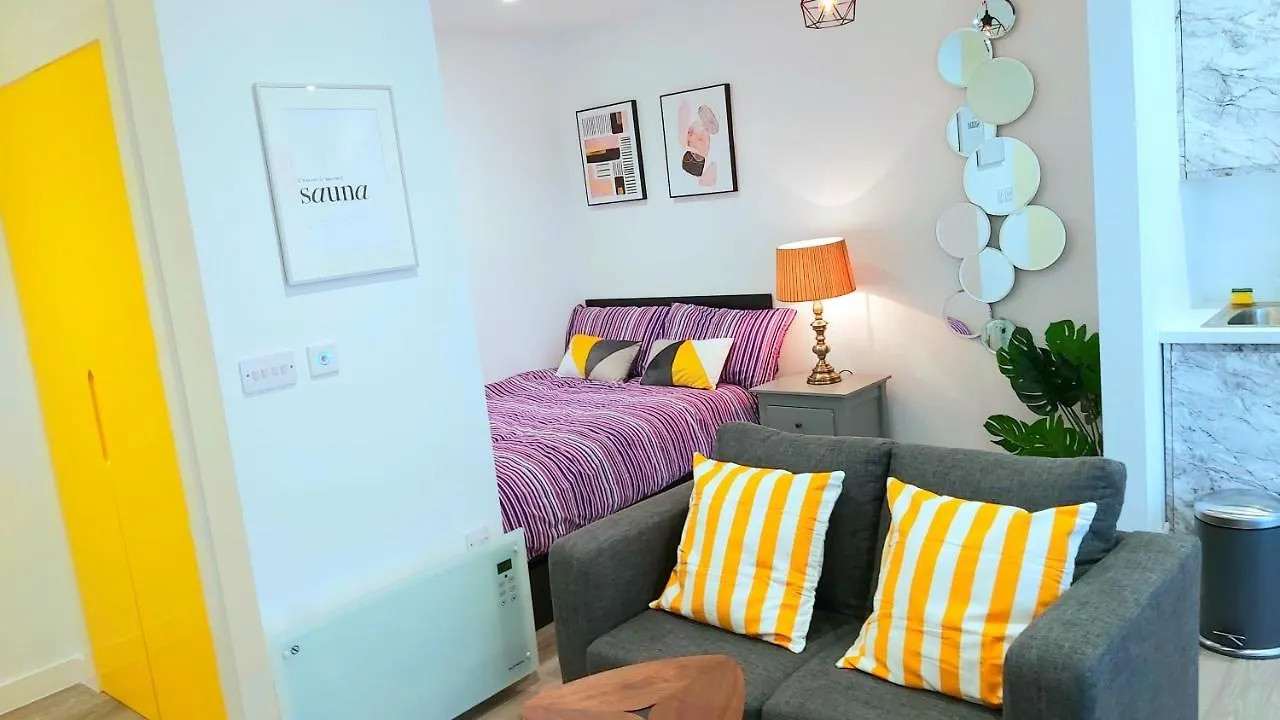 Lovely Studio Apartment Sheffield City Centre - Netflix, Wifi, Digital Tv United Kingdom